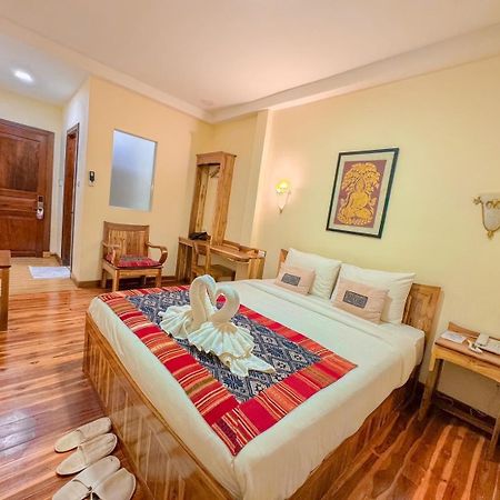 Luang Phasouk Hotel 琅勃拉邦 外观 照片